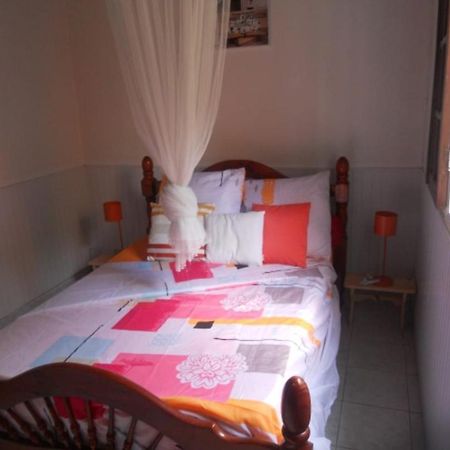 Chez Tatie Juju Villa Сен-Ан Екстериор снимка